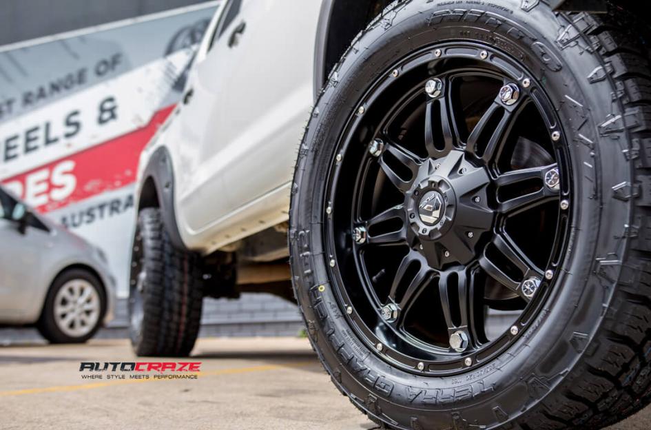 TOYOTA HILUX N70 4WD HOSTAGE MATTE BLACK